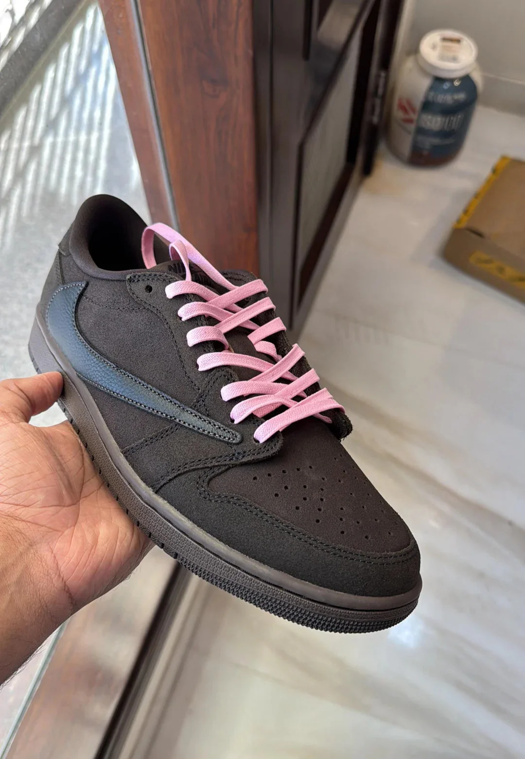 TRAVIS SCOTT X AIR JORDAN 1 RETRO LOW