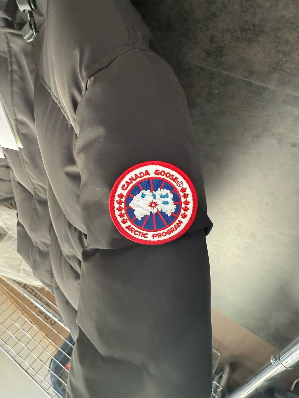 CANADA GOOSE JACKET